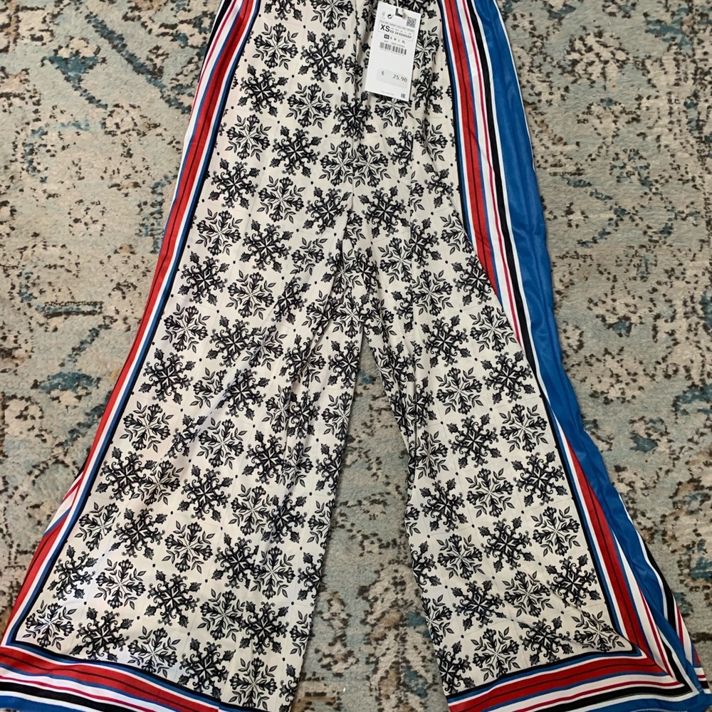 Brand new with tags Zara Elastic band wide leg